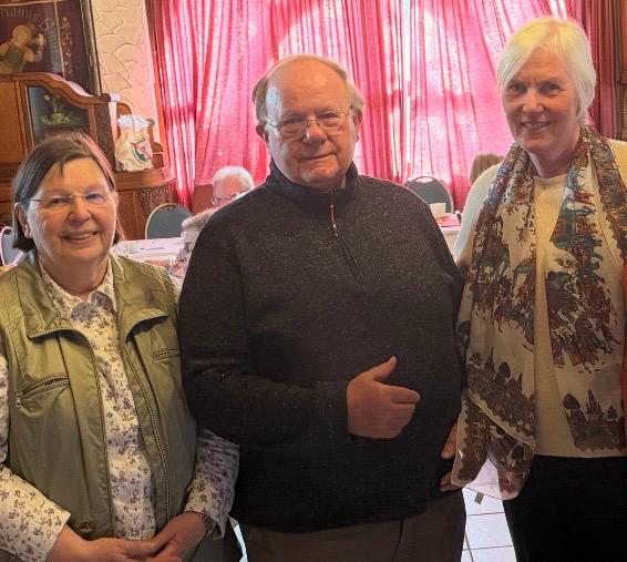 Inge Jackisch, Theo Thissen, Dr. Anette Bunse (vlnr)